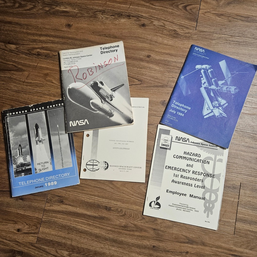 Lot of 5 VTG 1968-94 NASA Johnson Space Center Telephone Directories & Manuals